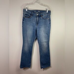 Old Navy‎ Women's kicker boot- cut blue jean.